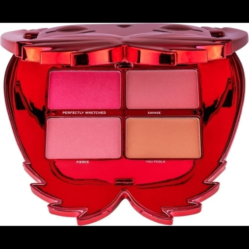 Funko X Disney  Cruella Blush, Bronzer Palette Pez